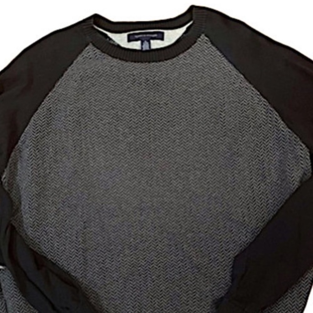 Tommy Hilfiger Men’s Chevron Pullover Sweater
